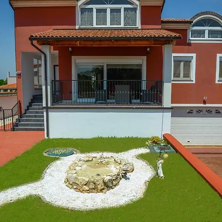 Santamarina Pula